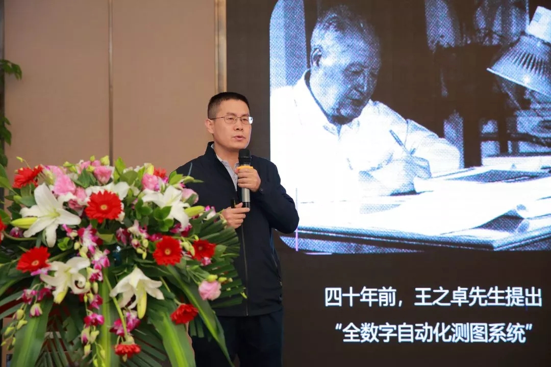 雙喜臨門(mén) | 祝賀武漢中觀自動(dòng)化科技有限公司獲得榮格工業(yè)傳媒2018激光技術(shù)創(chuàng)新大獎(jiǎng)